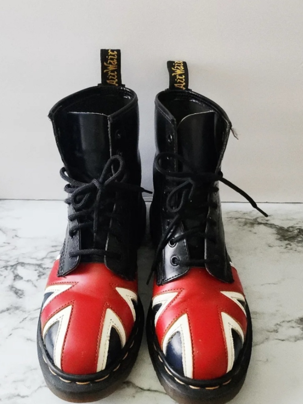 DR MARTENS BLACK LEATHER FLAG COMBAT BOOTS UK 4 | US 6 Women | US 5 Men
